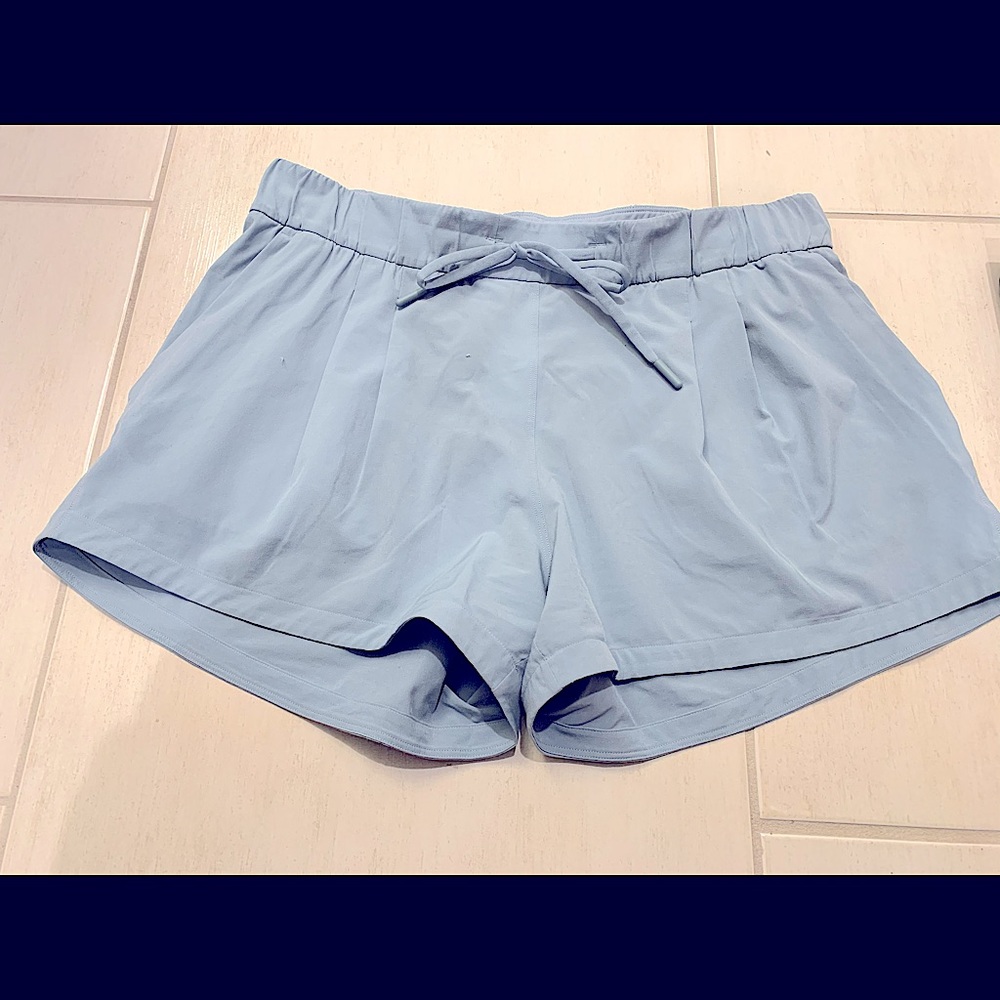 Stroll at sunset lululemon shorts